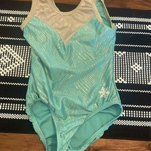 Snowflake gymnastics leotard size CM. Mint/Gold